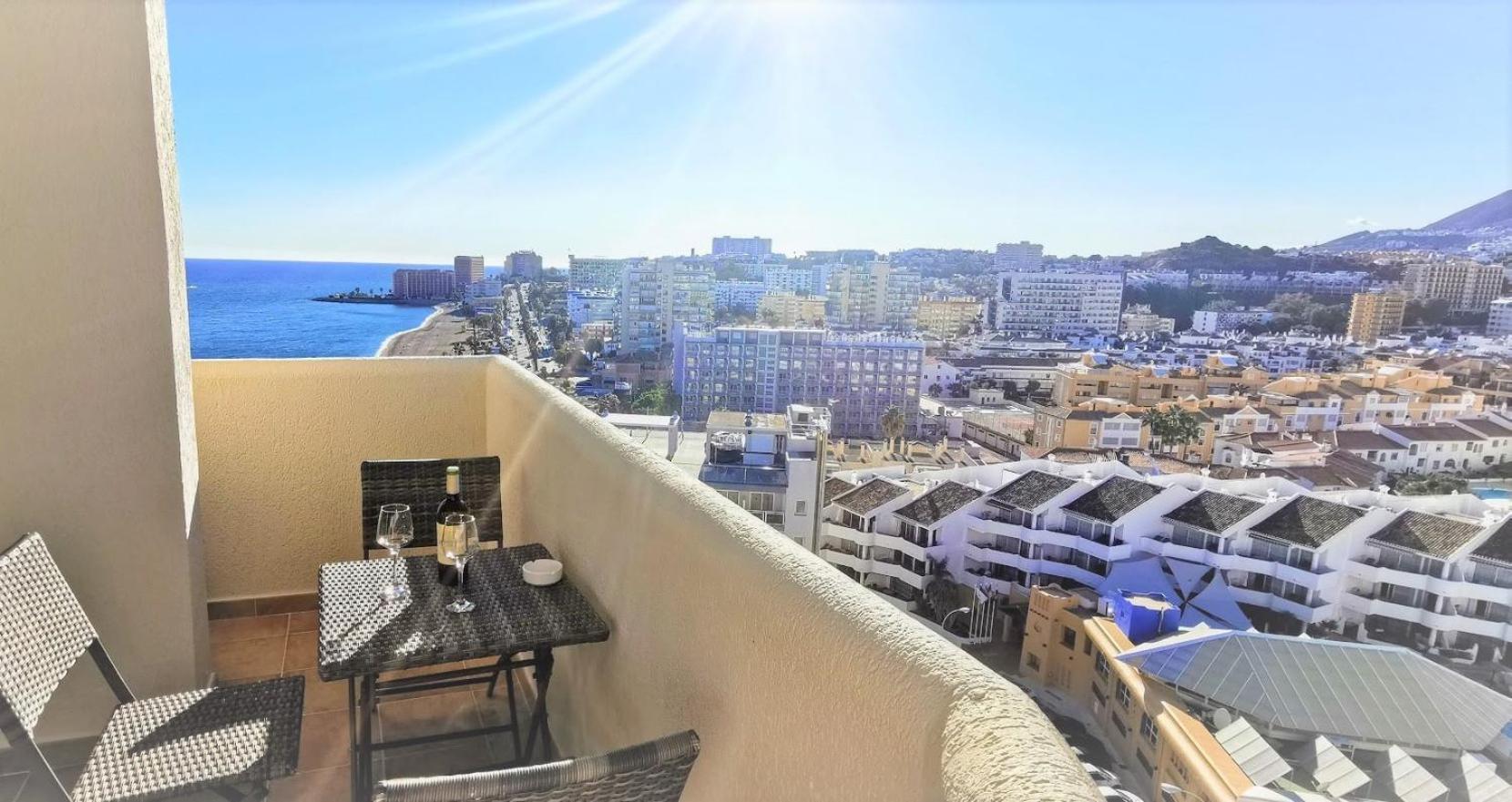 Front Line Sea View 1 Bedroom Large Appartement *